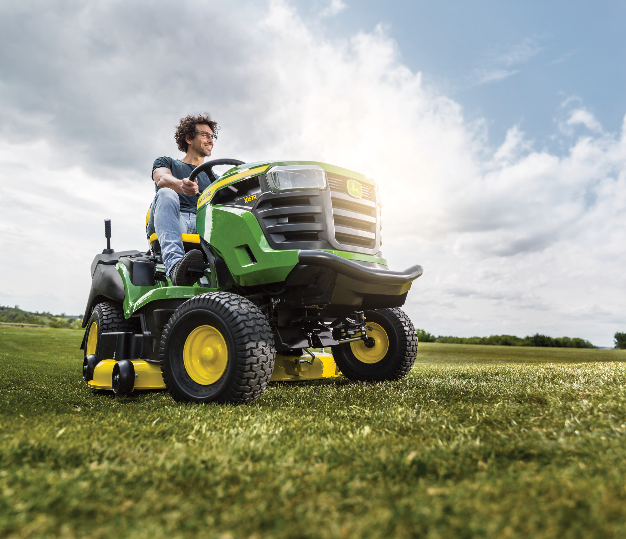 John Deere - Ride-On Mowers