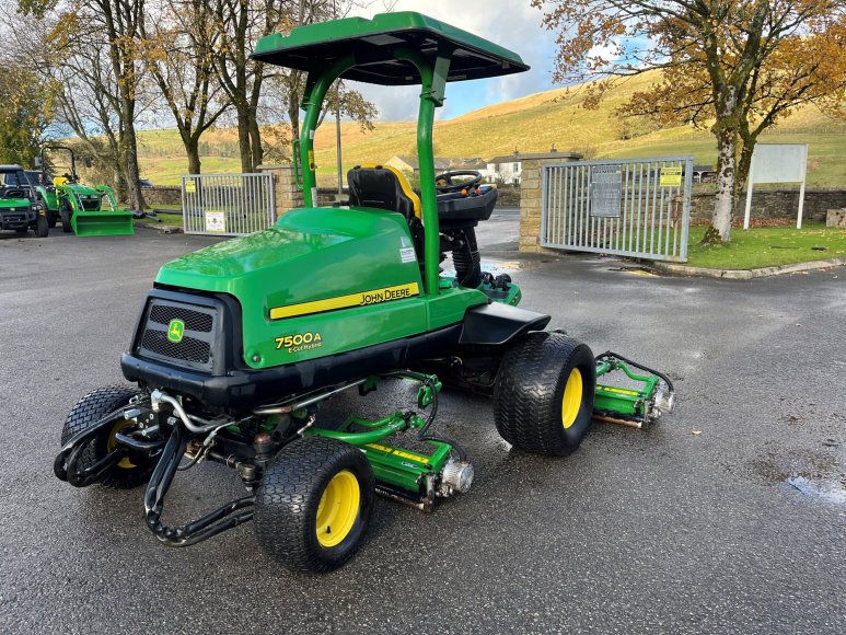 John Deere 7500A Fairway Mower 