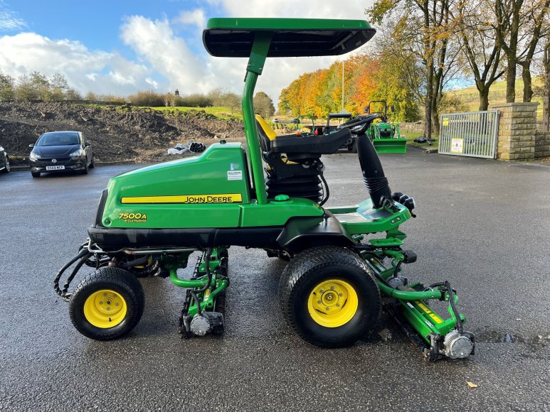 John Deere 7500A Fairway Mower 