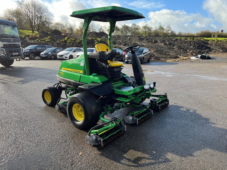 John Deere 7500A Fairway Mower 