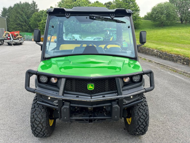 John Deere XUV865M Utility Vehicle 