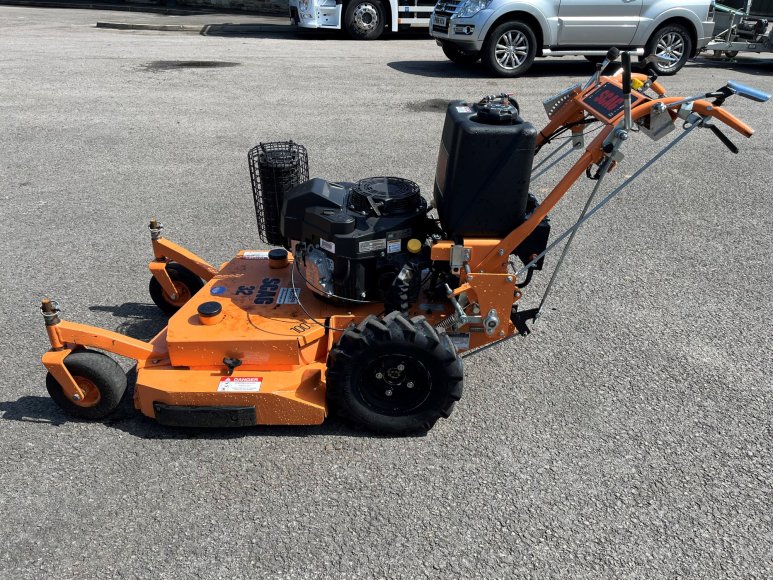 Scag SWZ 32" Pedestrian Mower 