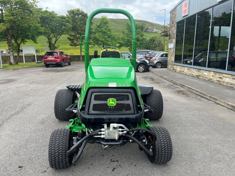 John Deere 8800A Terrain Cut 