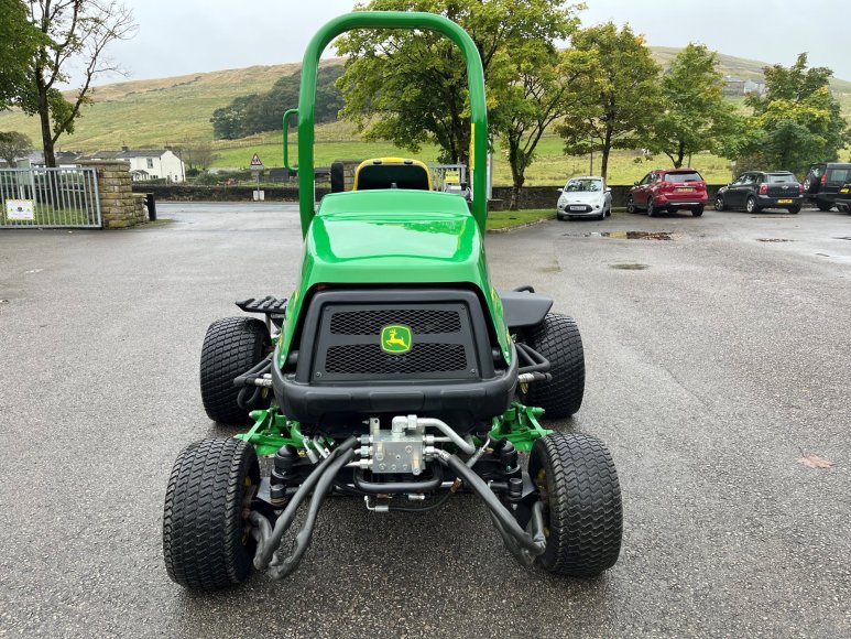 John Deere 8800A Terrain Cut 