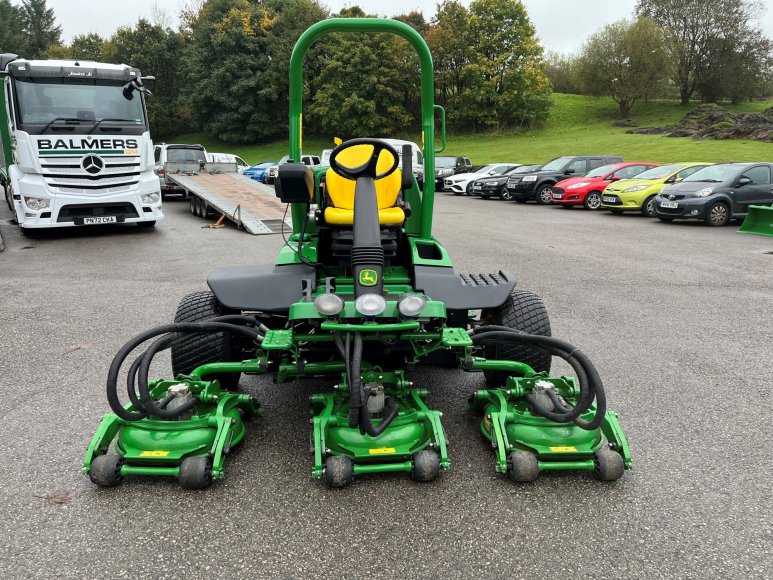 John Deere 8800A Terrain Cut 