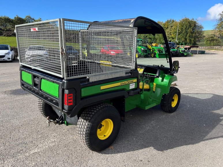 John Deere TE Gator 