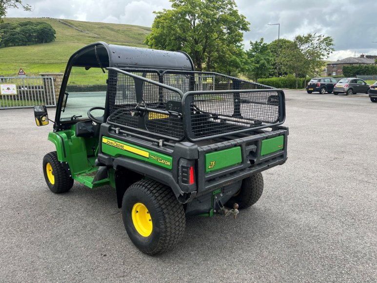 John Deere TE Gator 