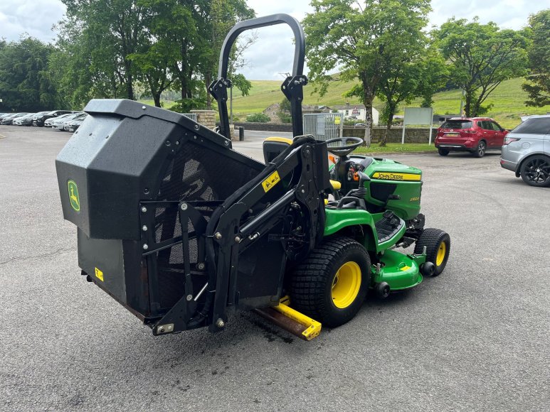 John Deere X950R High Tip