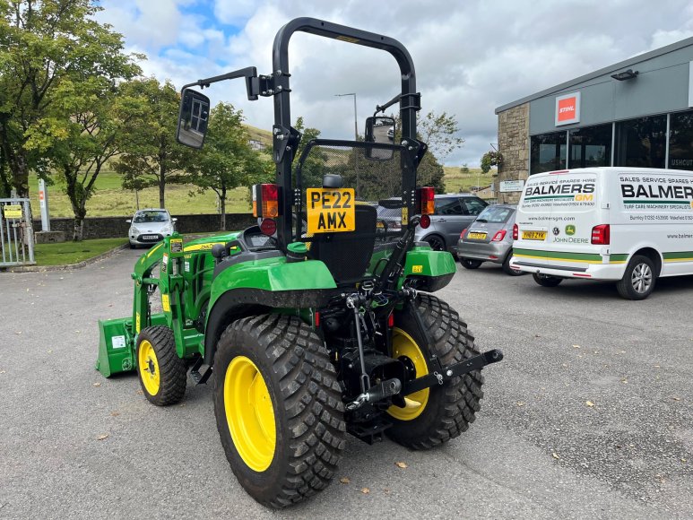 John Deere 2038R Compact Tractor c/w Loader 