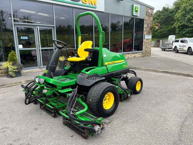 John Deere 7700A Fairway Mower