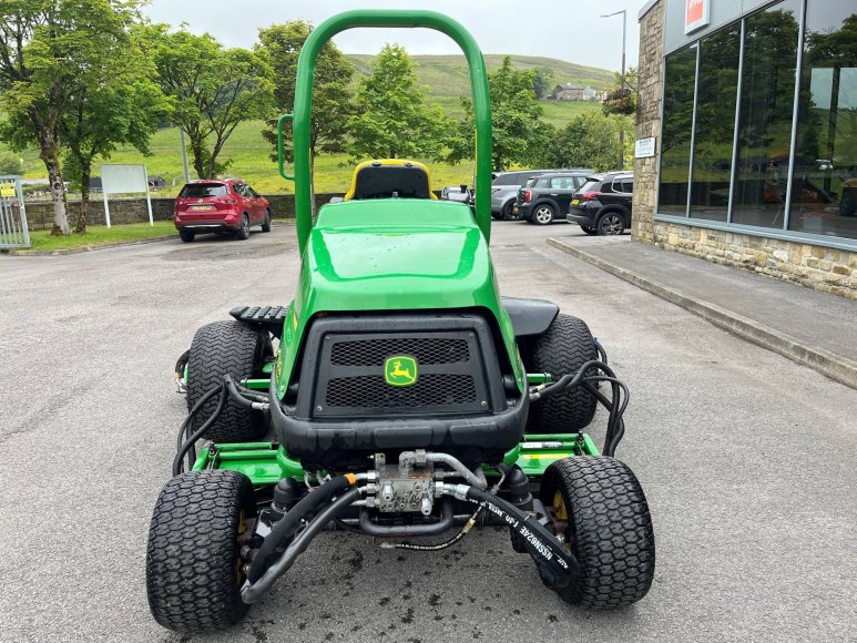 John Deere 7700A Fairway Mower