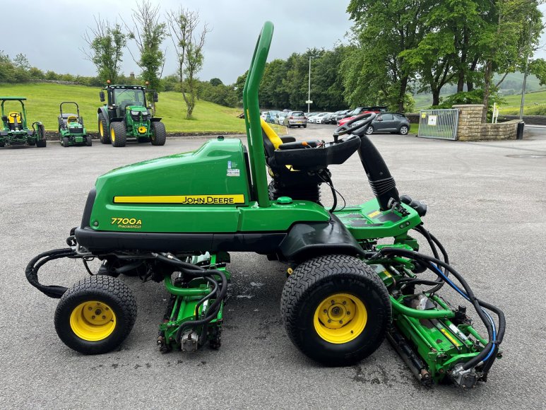 John Deere 7700A Fairway Mower