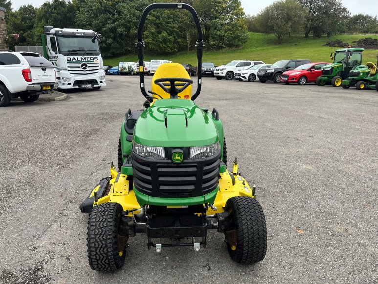 John Deere X948 Ride on Mower