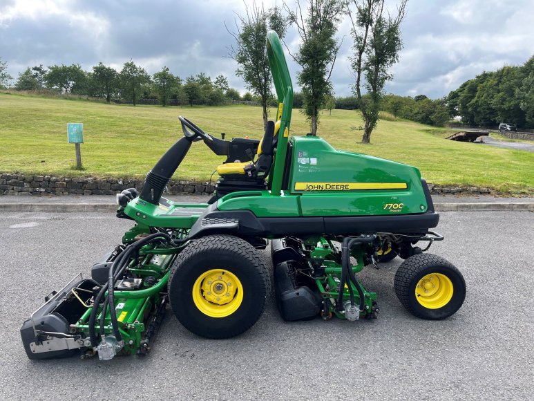 John Deere 7700A Fairway Mower