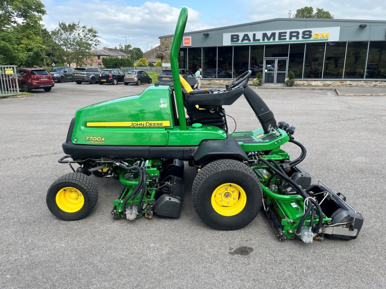 John Deere 7700A Fairway Mower