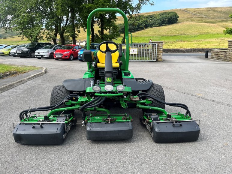 John Deere 7700A Fairway Mower