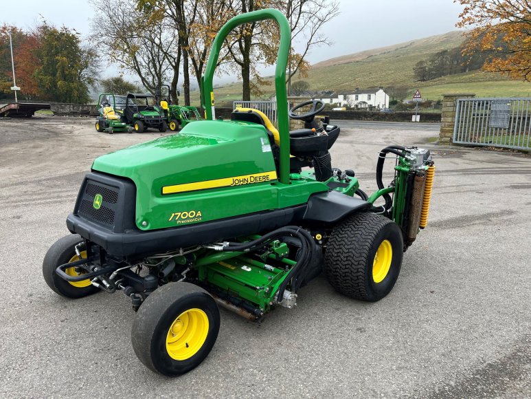 John Deere 7700A Fairway Mower