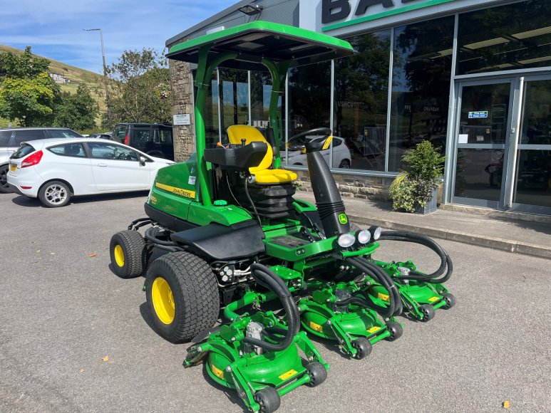 John Deere 8800A Terrain Cut 