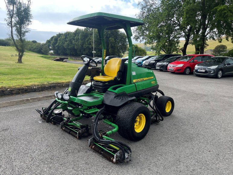 John Deere 7500A Fairway Mower 