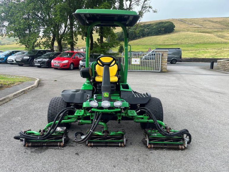 John Deere 7500A Fairway Mower 