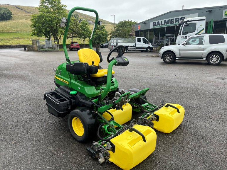 John Deere 2750 Greens Mower