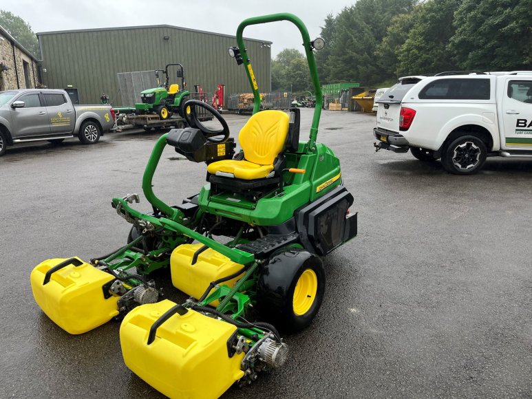 John Deere 2750 Greens Mower 