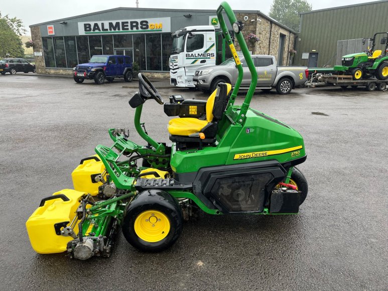 John Deere 2750 Greens Mower 