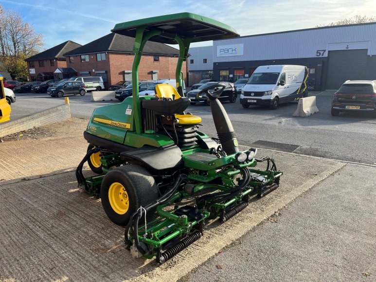 John Deere 6700A Fairway Mower