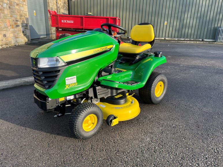 John Deere X350 Ride on Mower 