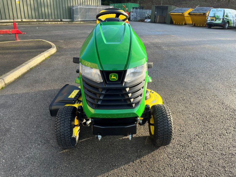 John Deere X350 Ride on Mower 