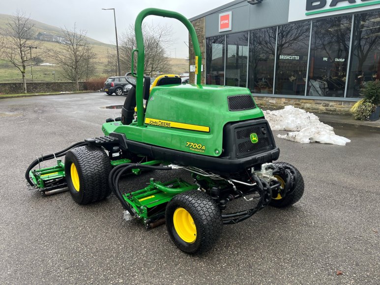 John Deere 7700A Fairway Mower