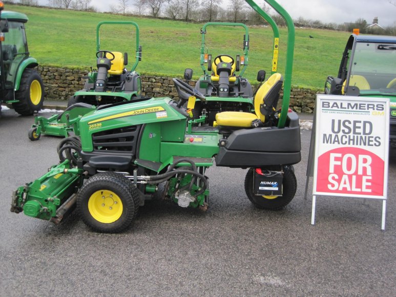 John Deere 2653B Triple Mower | Balmers GM Ltd