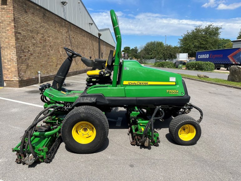 John Deere 7700A Fairway Mower