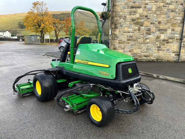 John Deere 7700A Fairway Mower