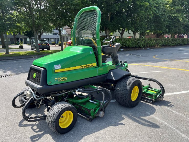 John Deere 7700A Fairway Mower