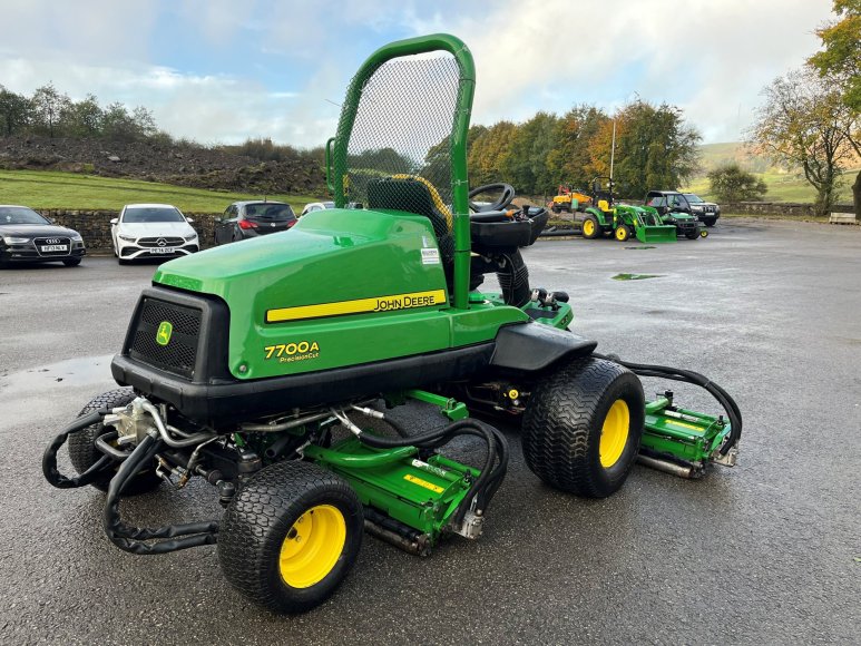 John Deere 7700A Fairway Mower