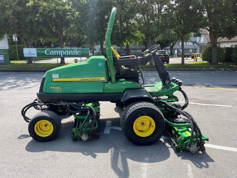 John Deere 7700A Fairway Mower