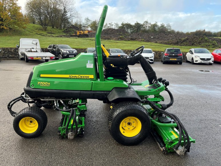 John Deere 7700A Fairway Mower