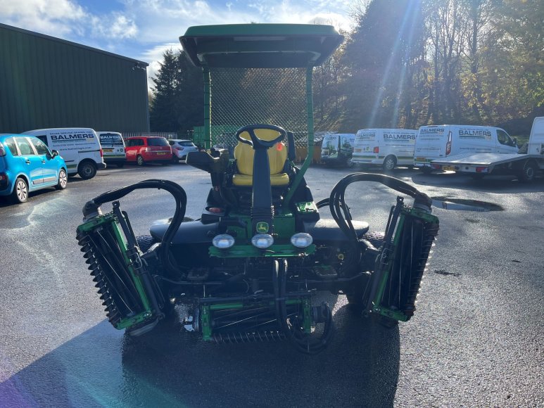 John Deere 7700 Fairway Mower