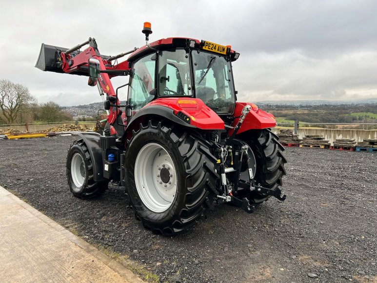 Case Ih Luxxum 120 c/w Loader 