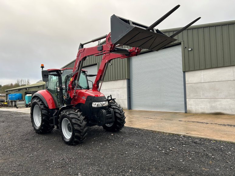 Case Ih Luxxum 120 c/w Loader 