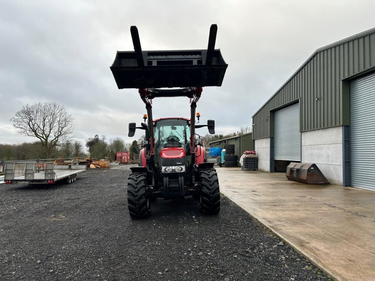 Case Ih Luxxum 120 c/w Loader 