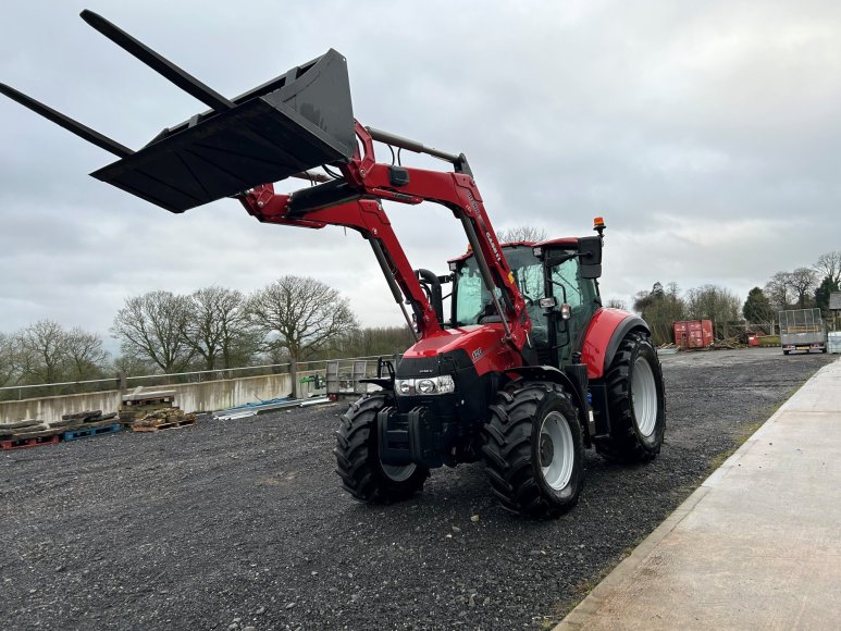 Case Ih Luxxum 120 c/w Loader 