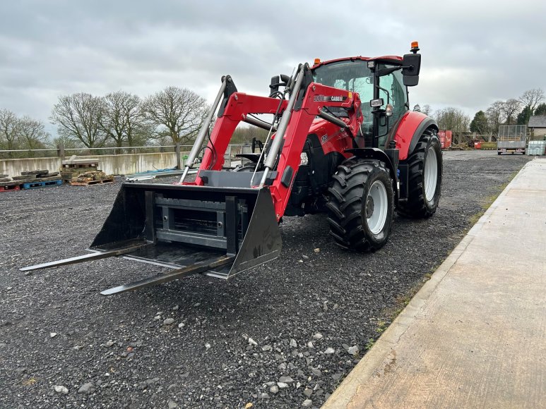 Case Ih Luxxum 120 c/w Loader 