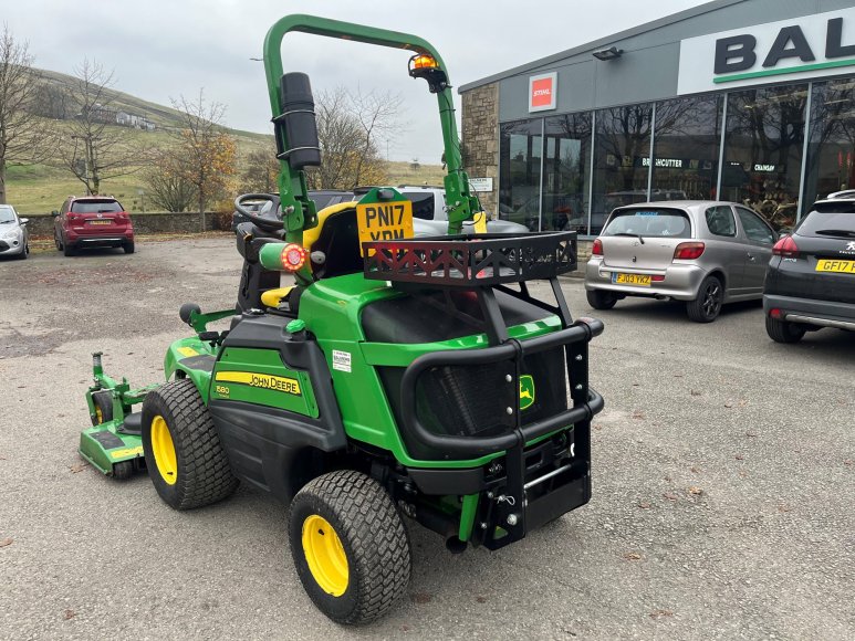 John Deere 1580 Front Mower