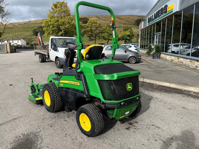 John Deere 1580 Front Mower