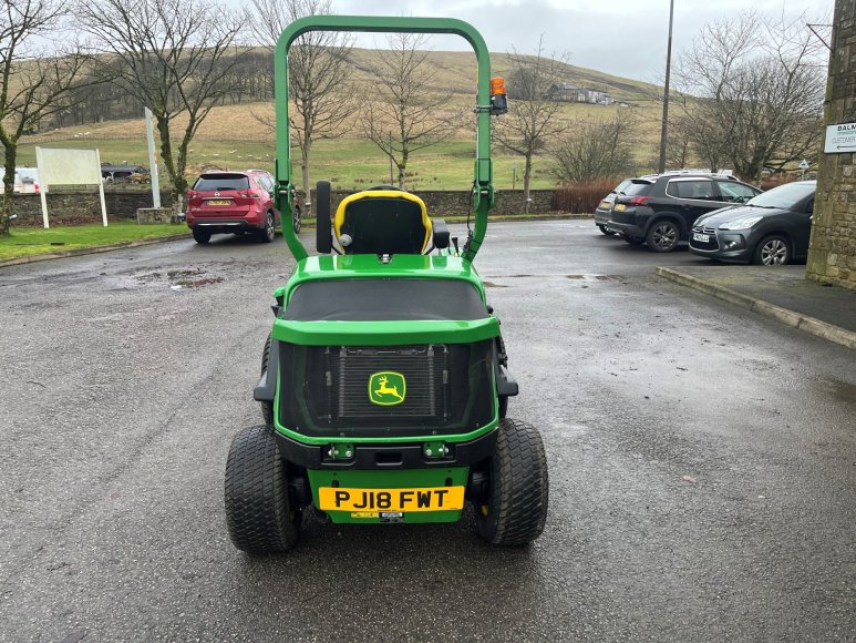 John Deere 1580 Front Mower