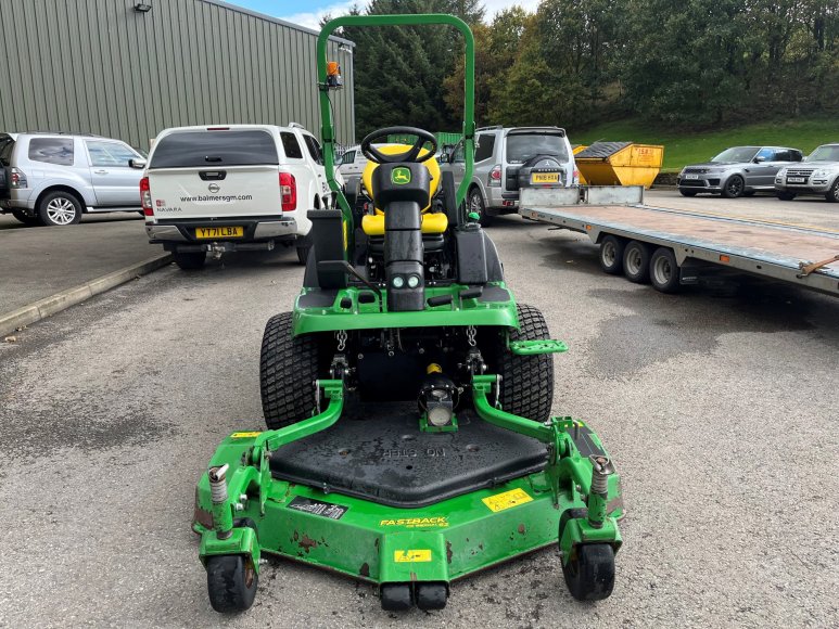 John Deere 1580 Front Mower