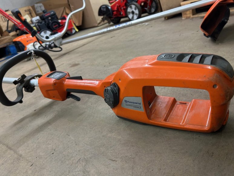 Husqvarna 520iLX Battery Brushcutter