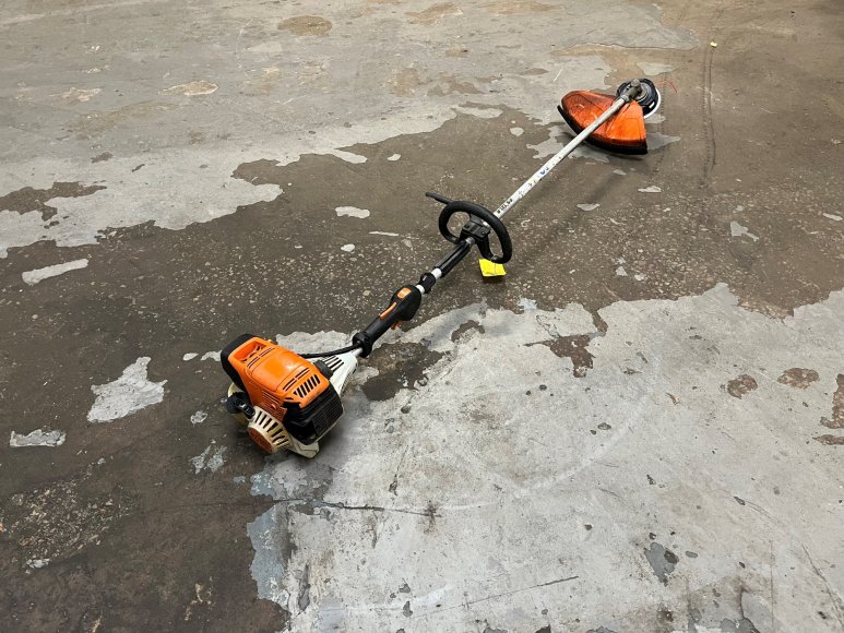 Stihl FS 131 R Brushcutter